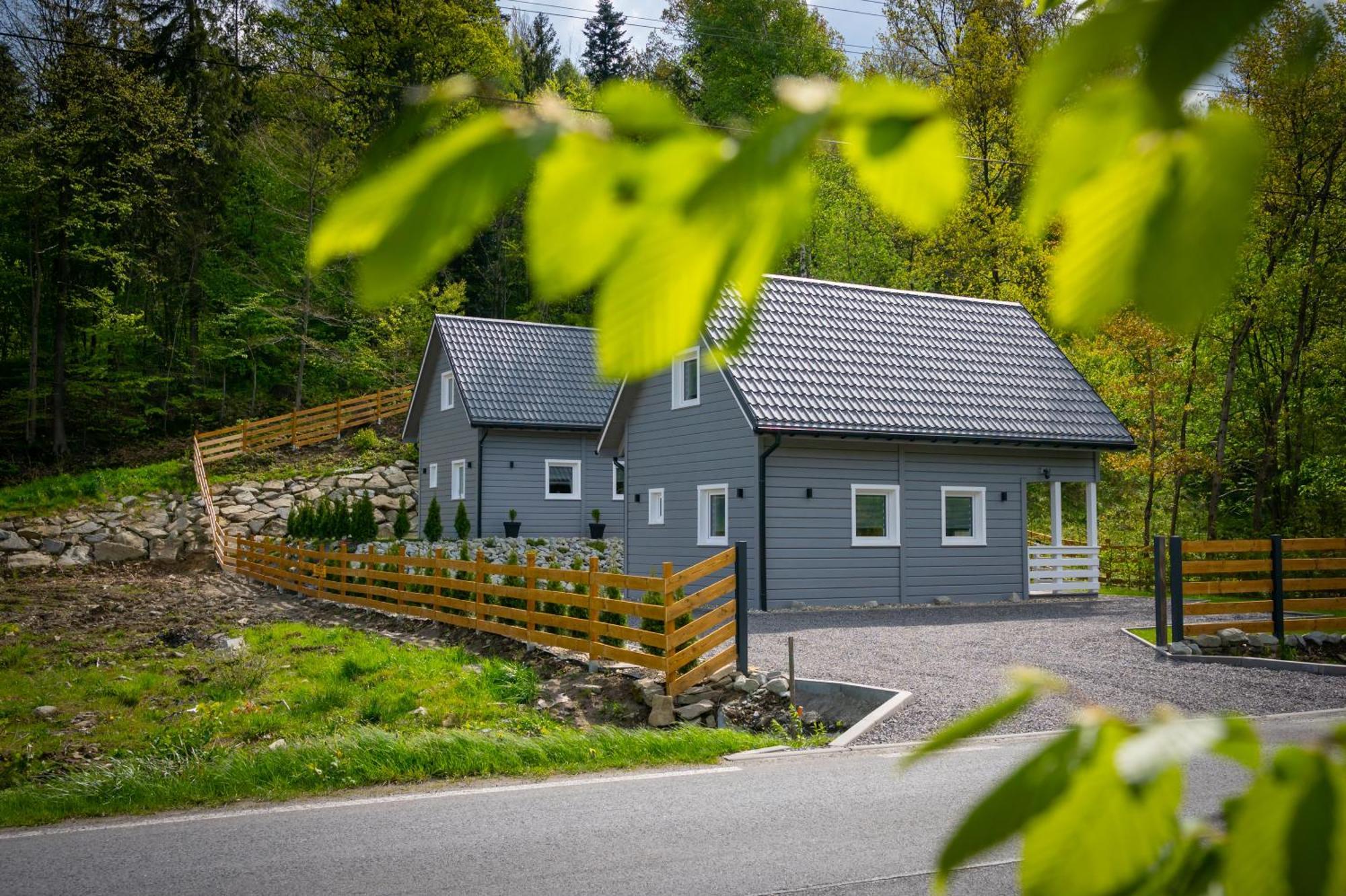 Domki U Sosny - Nowoczesne Domki Na Wylacznosc, Spokojna Okolica Blisko Lasu I Szlaku, 1,2 Km Od Centrum Brennej Brenna Bagian luar foto